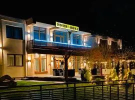 Hotel Írisz