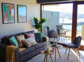 Espectacular departamento con vista al mar en Mirador Barón Valparaíso，瓦爾帕萊索漁人碼頭附近的飯店