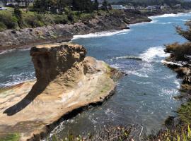 Inn at Arch Rock, hotell i Depoe Bay