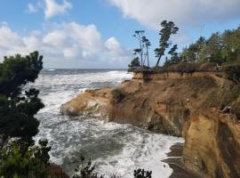 Inn at Arch Rock, quán trọ ở Depoe Bay