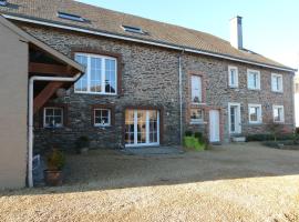 Les Gîtes du Rancourt - Sous la Grange & Le Logis, Hotel in Sainte-Ode