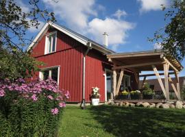 Mednieki Kalvene, hotel perto de Aizpute Local History Museum, Krusāti