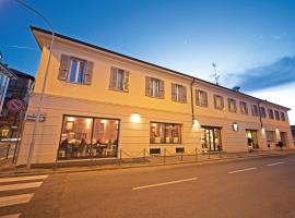 Amalia Bakery Home, hotel i Gallarate