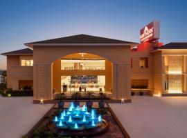 Hawthorn Suites by Wyndham Dwarka, hotel in Dwarka