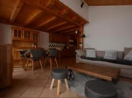 Chalet A, Village des Lapons Les Saisies, 3 chambres et 1 espace nuit mezzanine