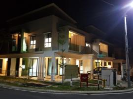 Pangkor Happy Villa @ 88 Resort Villa Riadah, hotel con estacionamiento en Kampong Sungai Udang