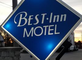 Best Inn Motel Salina、サリダのファミリーホテル