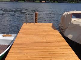 Ferienwohnung am See、マルヒョーのホテル