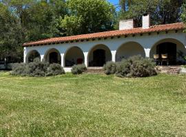 Casita en La Granja, hotel a La Granja