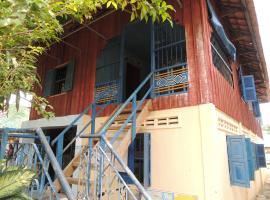 Meas Family Homestay โรงแรมใกล้ Takeo Railway Station ในAngk Ta Saom