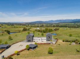 Tasman View Accommodation, apartment in Lower Moutere
