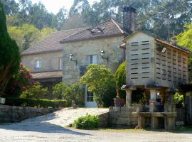 Casa da Posta de Valmaior, sveitagisting í Boiro