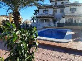 Los Dolses Don Juan,villa avec piscine privée