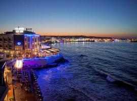 Palmera Beach Hotel & Spa - Adults Only, hotel with hot tubs in Hersonissos