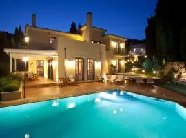 Hortensia Villa with Infinity Pool & Marvelous Garden