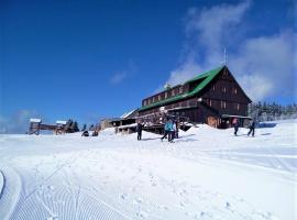Lyžařská bouda, hotel v destinaci Pec pod Sněžkou