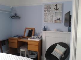 South Rising Guest House, beach rental in Poole