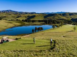 Gooderson Drakensberg Gardens Golf & Spa Resort, хотел в Дракенсберг Гардън