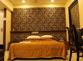 Hotel Metro Palace Bandra
