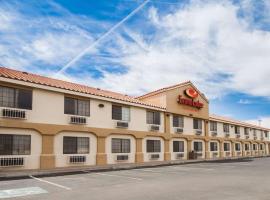 Econo Lodge Inn & Suites, hotel que acepta mascotas en El Paso