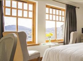 Sutherlands Guest House, hotel di Kingussie