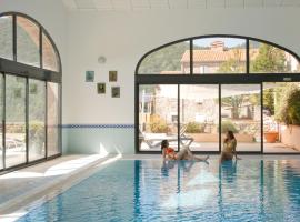 Le Domaine de Falgos Golf & Spa, hotell i Saint-Laurent-de-Cerdans