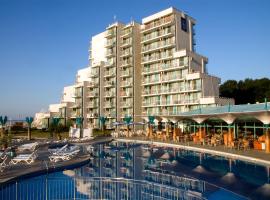 Hotel Boryana, hotell i Albena