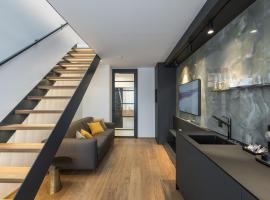 Fully renovated stylish duplex in a convenient location, hotel u Pragu