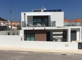 Villa das Hortas: new & modern villa @ Silvercoast - Portugal
