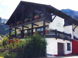 Chalet M, hotel em Vandans