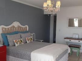Pousada Cris Garden Bed&Breakfast, hotel with parking in Foz do Iguaçu