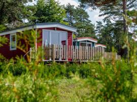 Naturcamping Lüneburger Heide - Chalets & Tiny Häuser、ゾルタウのホテル