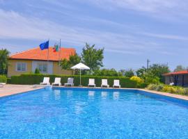 Villa Amber, hotell sihtkohas Bryastovets