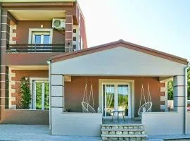 ANTIGONH COUNTRYSIDE VILLA !i
