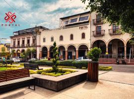 Hotel Portal & Suites, hotell i Ciudad Hidalgo