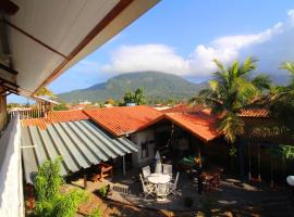 Recanto dos Pássaros, hotel in Peruíbe