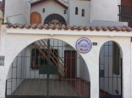 Hospedaje de los Reyes, būstas prie paplūdimio mieste Huarmėjus