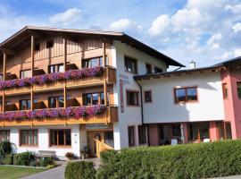Pension Alpina, hotel a Reith im Alpbachtal