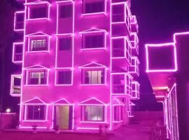 300M FROM BEACH GLORIAS HOTEL BEACH VIEW