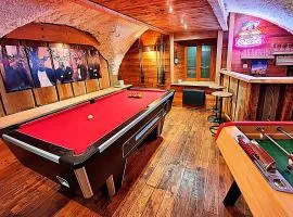 Le Cosy Lodge Départs ski Alpe d'Huez 2 Alpes La Grave et Col d'Ornon Détente Jacuzzi Piscine Sauna Bar Billard
