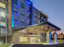 Holiday Inn Express & Suites Charlotte Southwest, an IHG Hotel, hotelli kohteessa Charlotte lähellä maamerkkiä Charlotte Premium Outlets