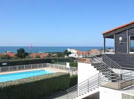 Village Vacances Azureva Anglet, hotel with parking in Anglet