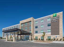 Holiday Inn Express & Suites - West Omaha - Elkhorn, an IHG Hotel, hotel s parkovaním v destinácii Omaha