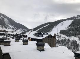 Hotel Soldeu Maistre, hotel Soldeuban