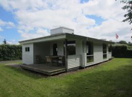 Hummingen Camping hus 2, παραλιακή κατοικία σε Dannemare
