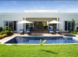 Pueblo Bonito Emerald Luxury Villas & Spa All Inclusive, resort en Mazatlán