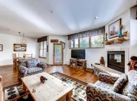 Corral at Breckenridge Blue Jay Condo: Walk to Town / Lifts