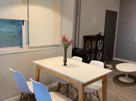 Nido del Búho ( Eule Nest), hotel in Atos Pampa