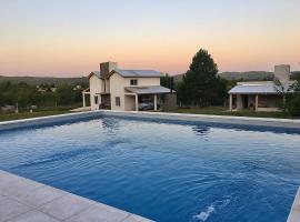 Cabañas Sonnenblumen, holiday home in Potrero de Garay