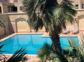 Tal-Mirakli, hotel em Gharb